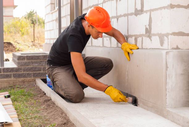 Crawl space vapor barrier installation in Albion, IL